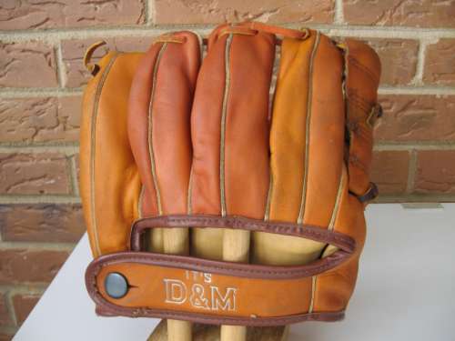 Red Schoendienst D&M DG919 Back